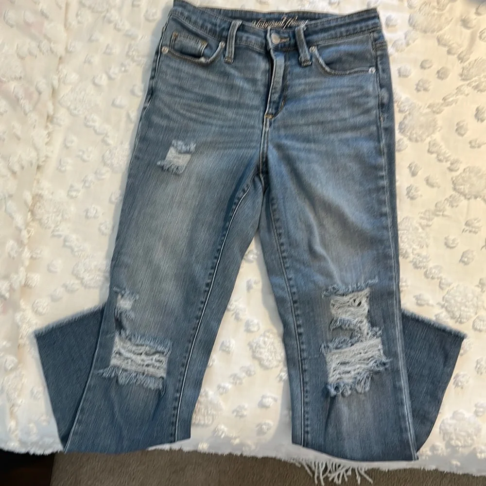 High-Rise Straight Crop Distressed Jeans - Picture 1 of 9